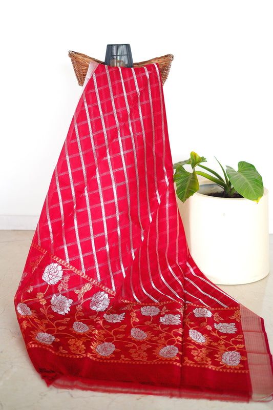 Sindoori Red Floral Jaal Saree with Leheriya Palu