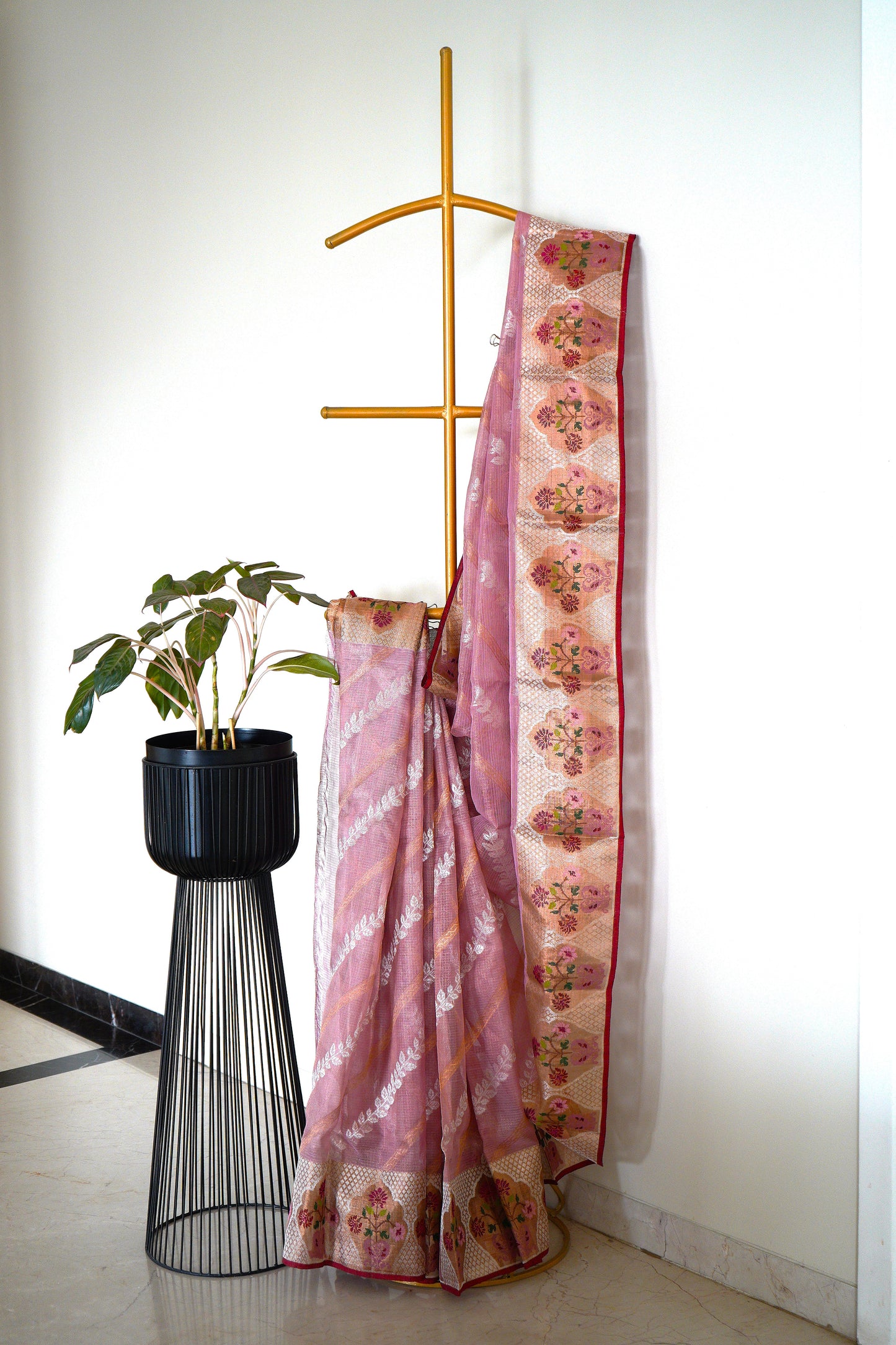 Pink Single Tissue Saree with A Mughal Motif Border